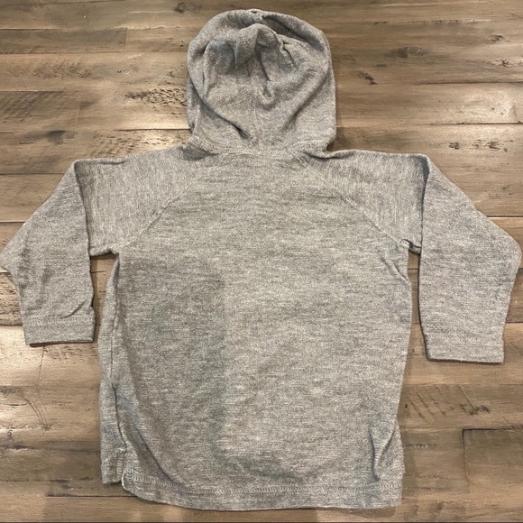 2/$20💥H&M Toddler Boys Light Weight Sweatshirt - Picture 3 of 3